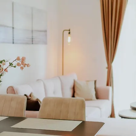 La Dolce טרוגיר